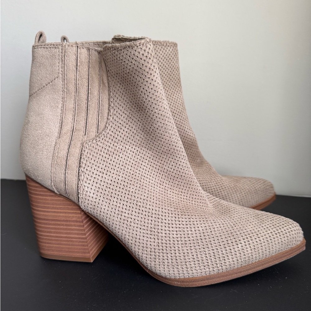 Orina Chelsea Boot Indigo Rd. Tan Size 9.5 - Picture 5 of 9
